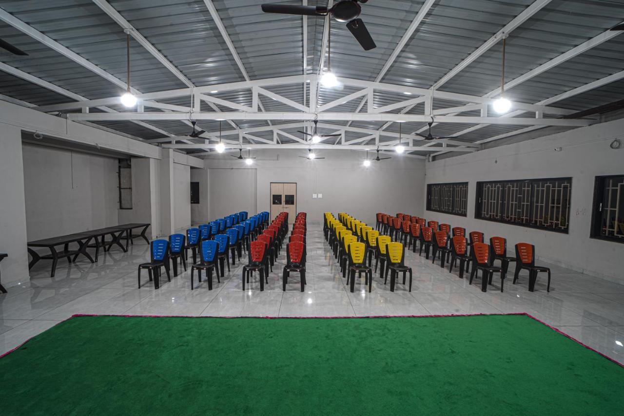 Hotel Saheb Kolhapur Eksteriør bilde