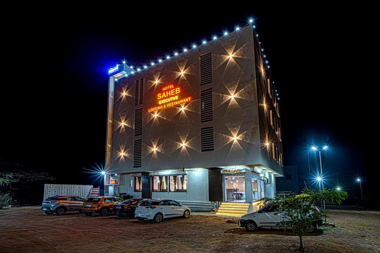 Hotel Saheb Kolhapur Eksteriør bilde