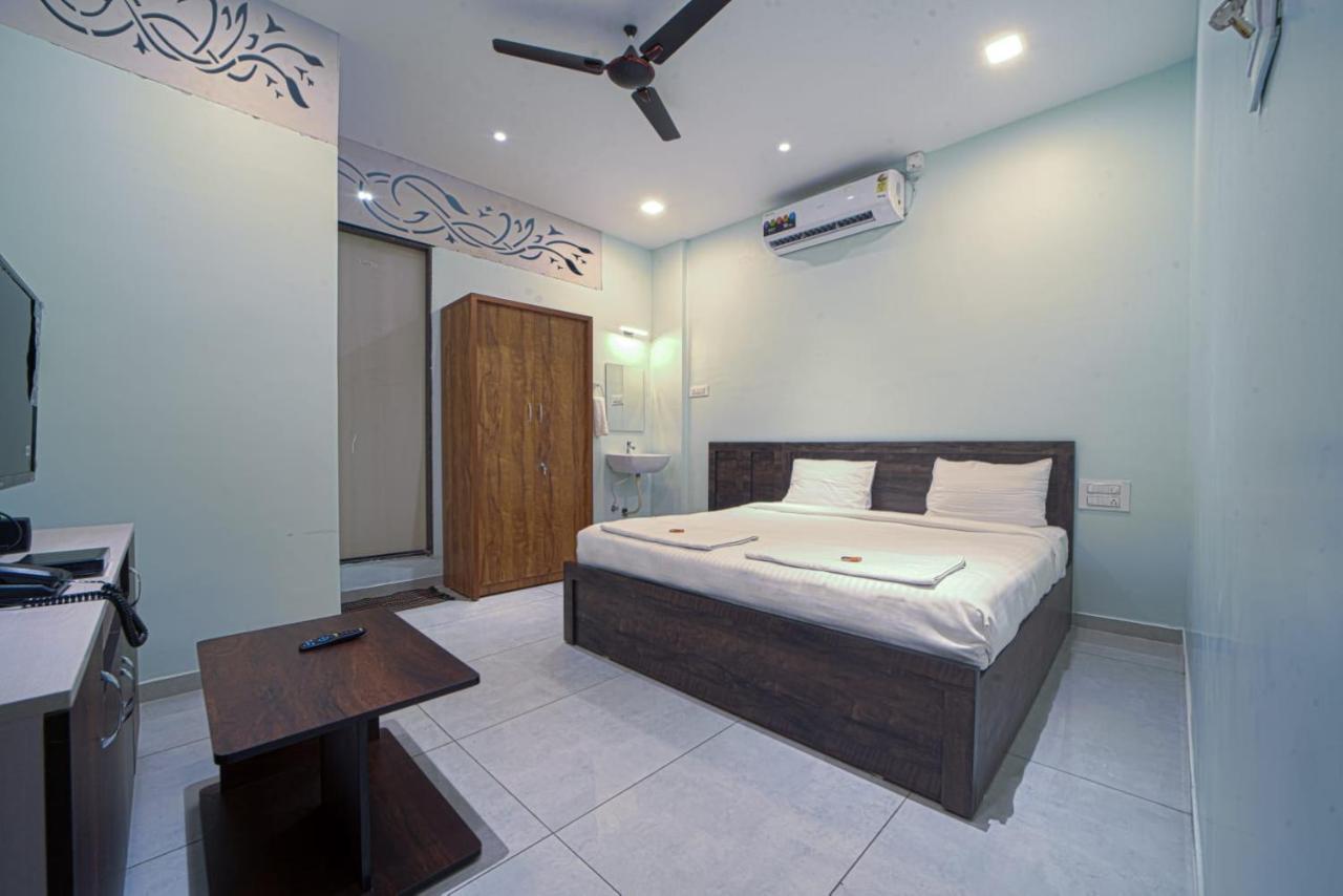 Hotel Saheb Kolhapur Eksteriør bilde